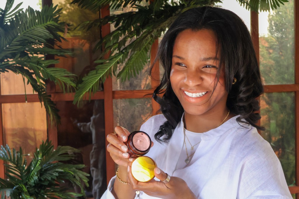 Branding photo for Renew Skincare